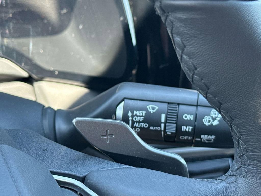 Used 2024 Lexus RX 350 Premium image 23