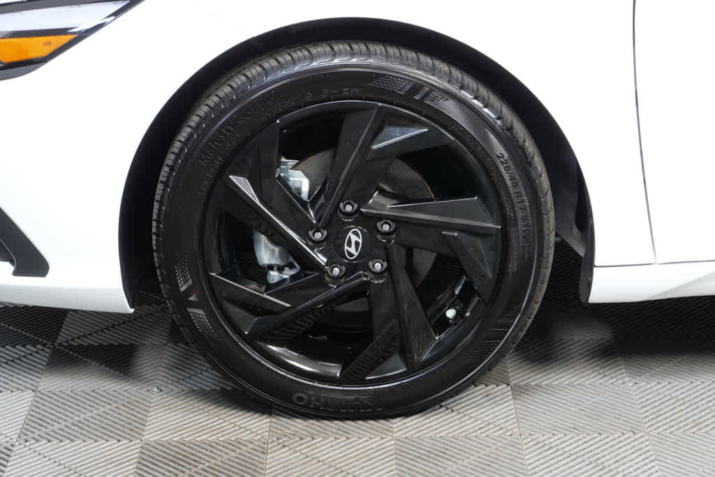 New 2026 Hyundai Elantra Sport image 30