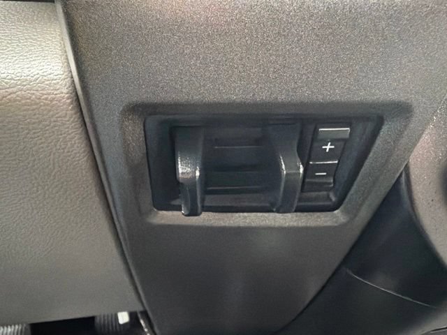 Used 2019 Ford F550 4x4 Regular Cab Super Duty w/ XL Value Package image 16