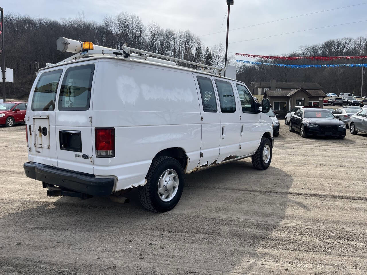 Used 2013 Ford E-250 and Econoline 250 image 8