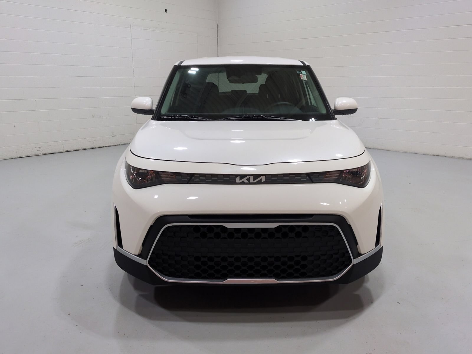 Certified 2023 Kia Soul LX FWD image 8