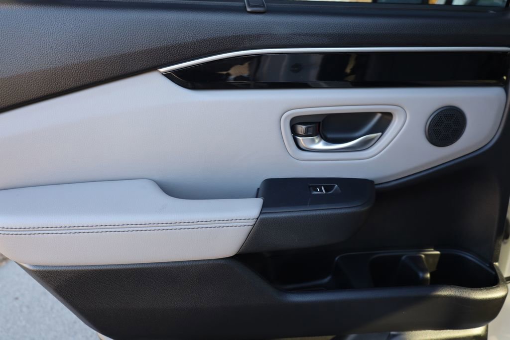 Used 2025 Honda Pilot EX-L image 31