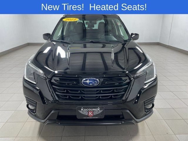 Used 2023 Subaru Forester Premium AWD/4WD image 2