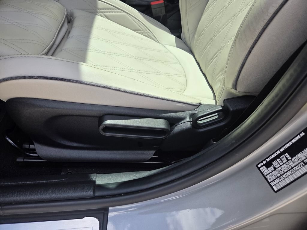 Used 2024 MINI Cooper S w/ Signature Upholstery Package FWD image 10
