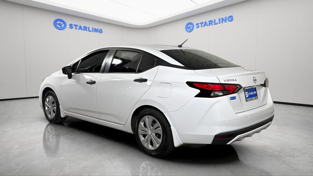 Used 2020 Nissan Versa S FWD image 5