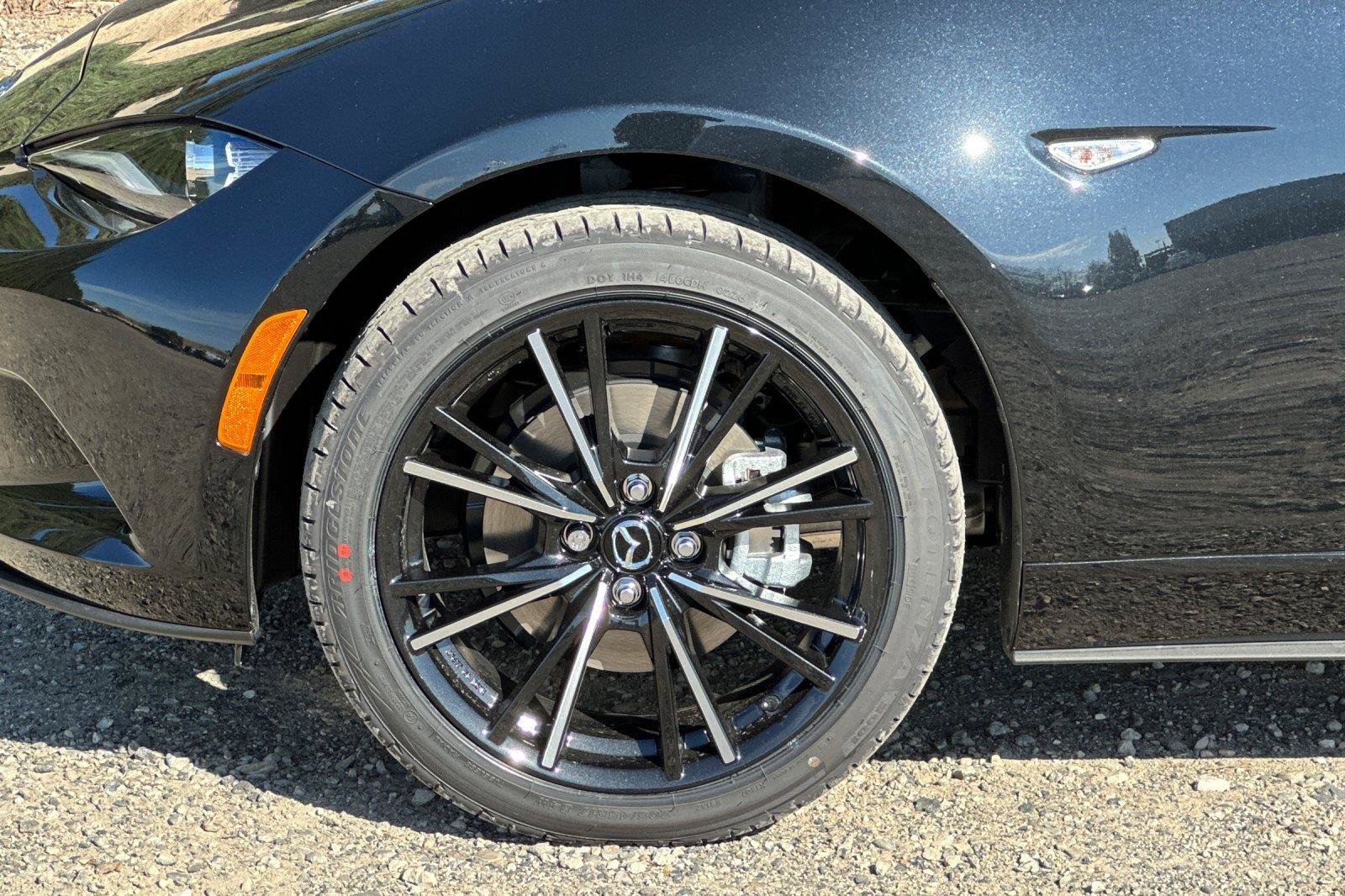 New 2026 MAZDA MX-5 Miata Grand Touring w/ Weather Package RWD image 32