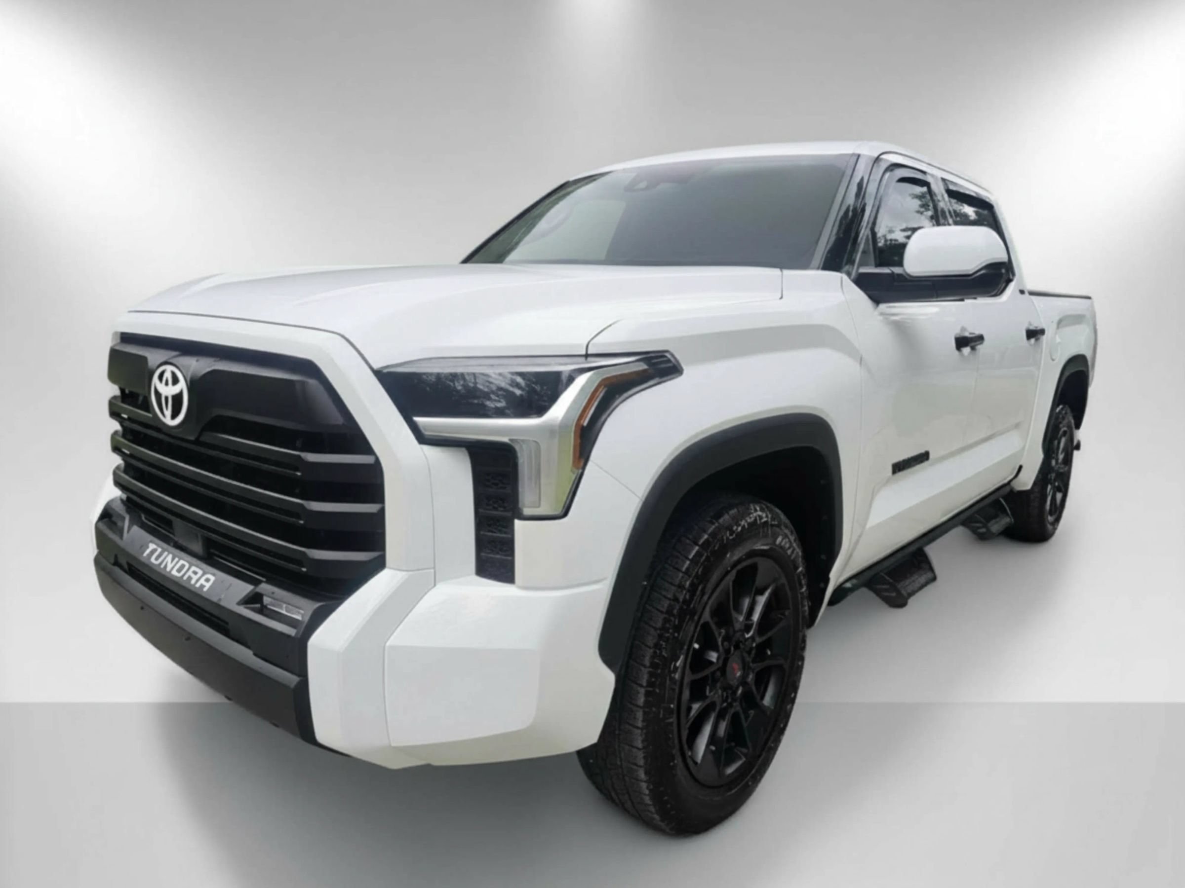 Used 2023 Toyota Tundra SR5 RWD image 2