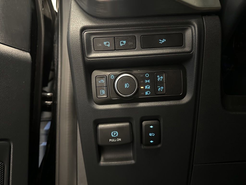 Certified 2022 Ford F150 Lariat image 28