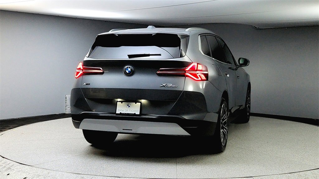 Used 2025 BMW X3 xDrive30i w/ Premium Package image 6