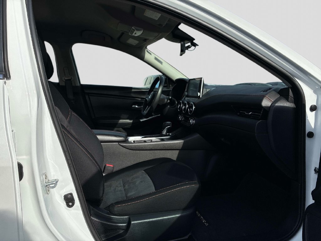 Certified 2023 Nissan Sentra SR w/ Electronics Package FWD image 9