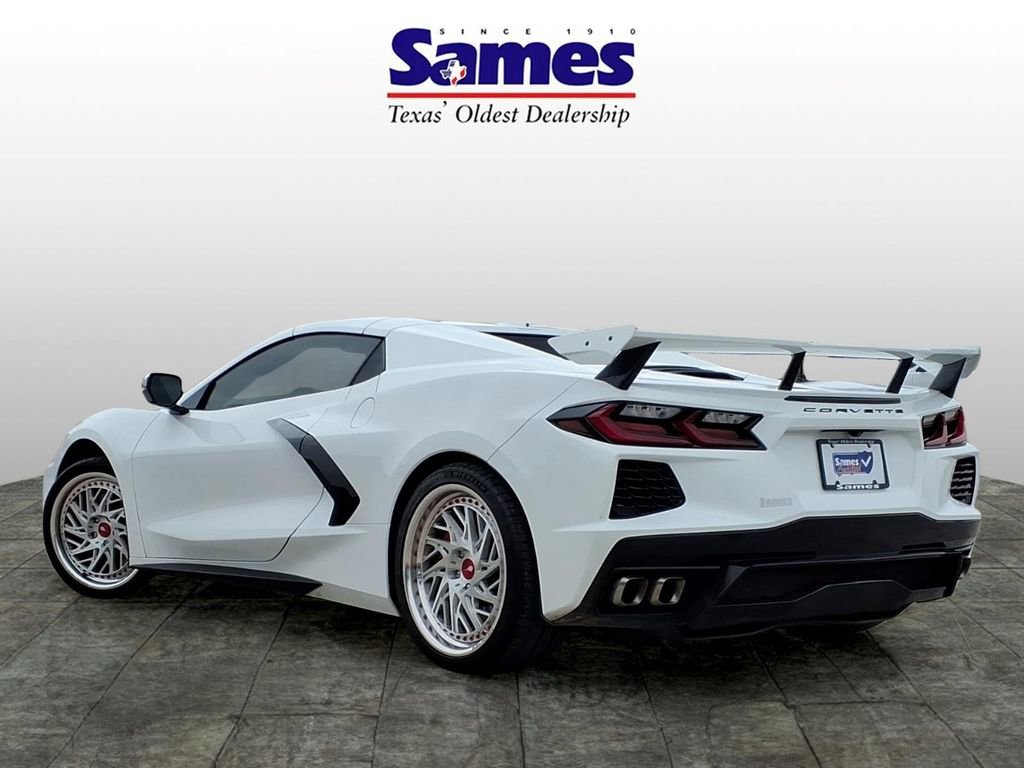 Used 2021 Chevrolet Corvette Stingray Premium Conv w/ Z51 Performance Package RWD image 5