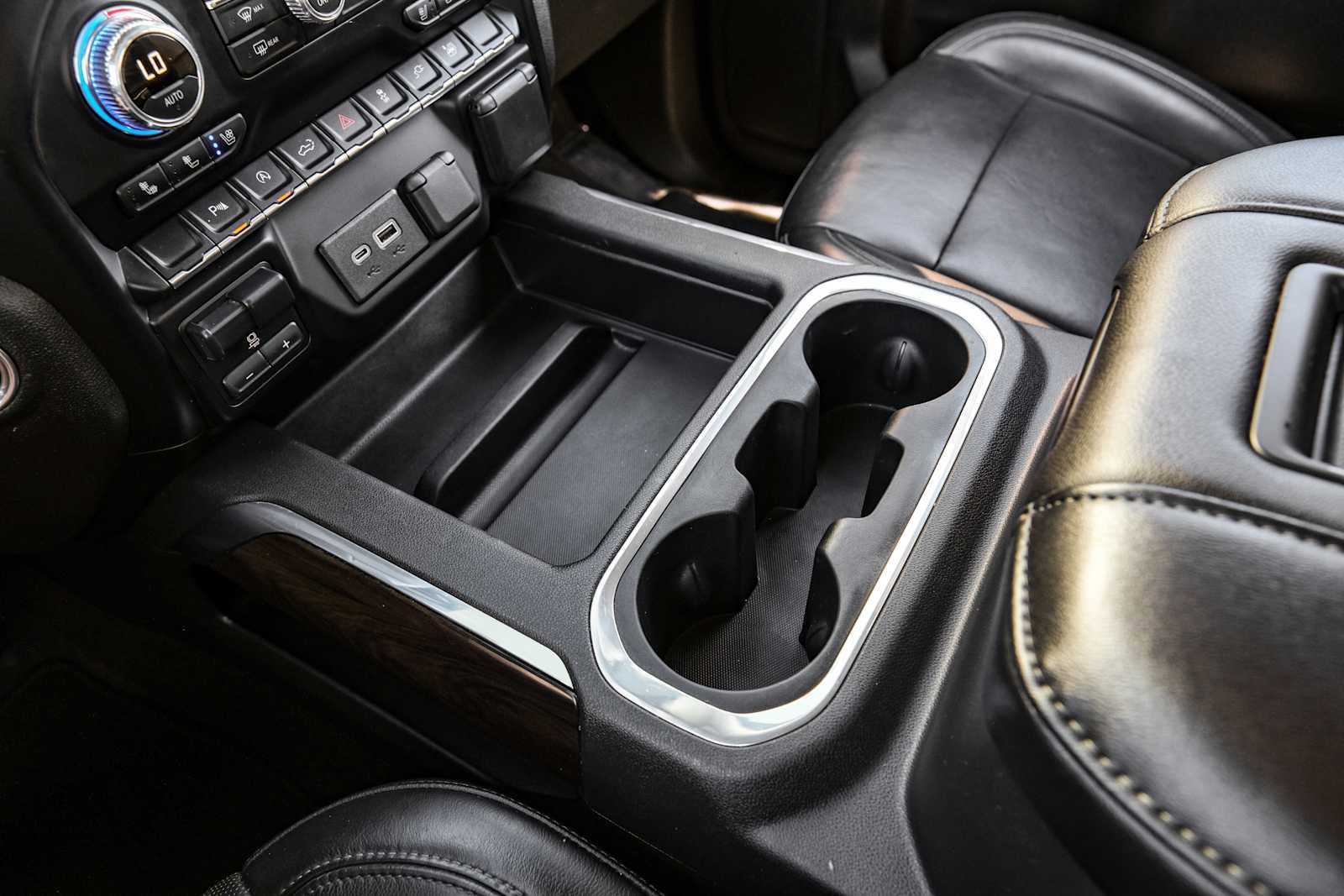 Used 2020 GMC Sierra 1500 SLT image 23