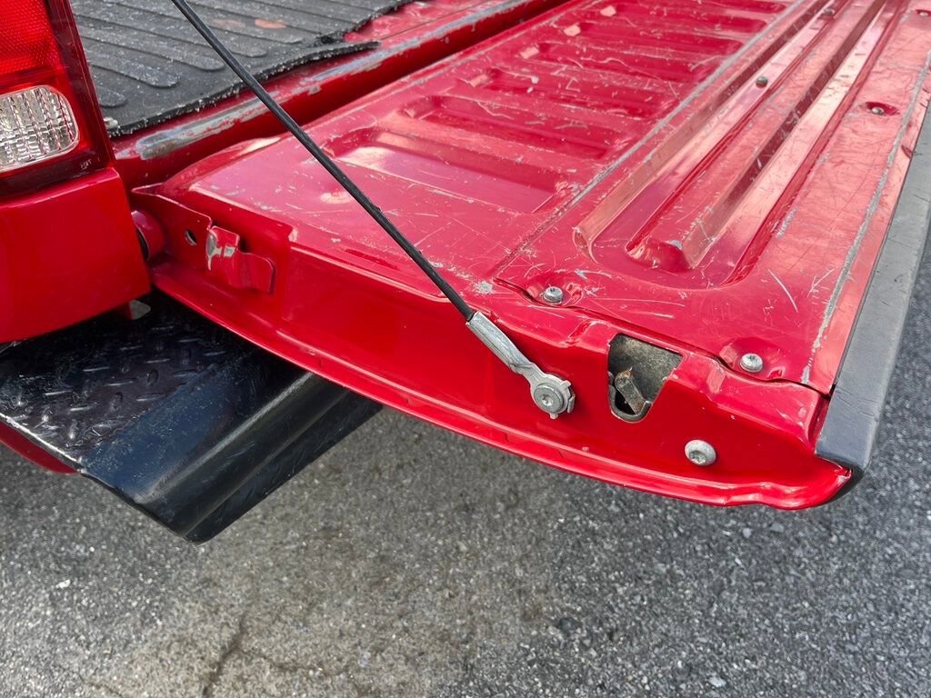 Used 2001 Ford F250 4x4 Regular Cab Super Duty image 52