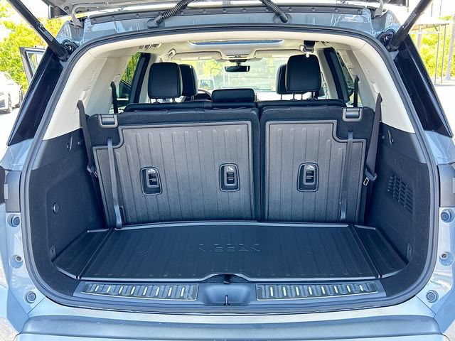New 2026 Nissan Pathfinder Platinum w/ Accent Package FWD image 22