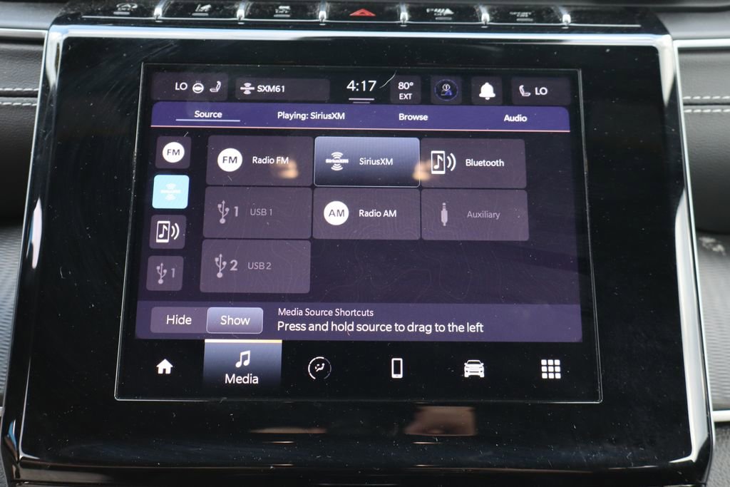 Used 2024 Jeep Grand Cherokee Laredo w/ Luxury Tech Group I AWD/4WD image 19