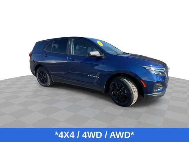 Used 2023 Chevrolet Equinox LS w/ LS Convenience Package image 2