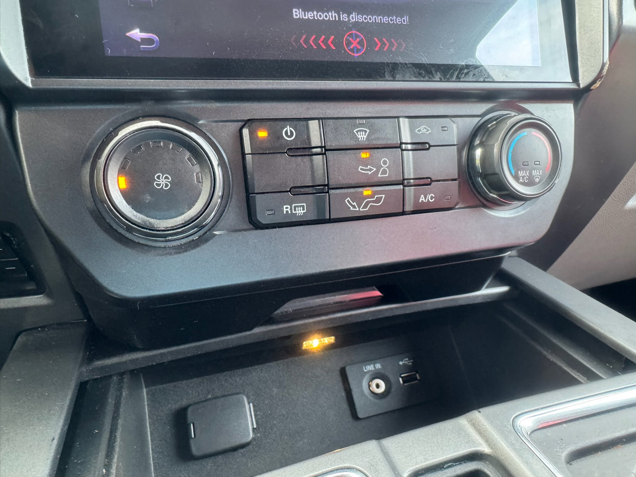 Used 2015 Ford F150 XLT image 35