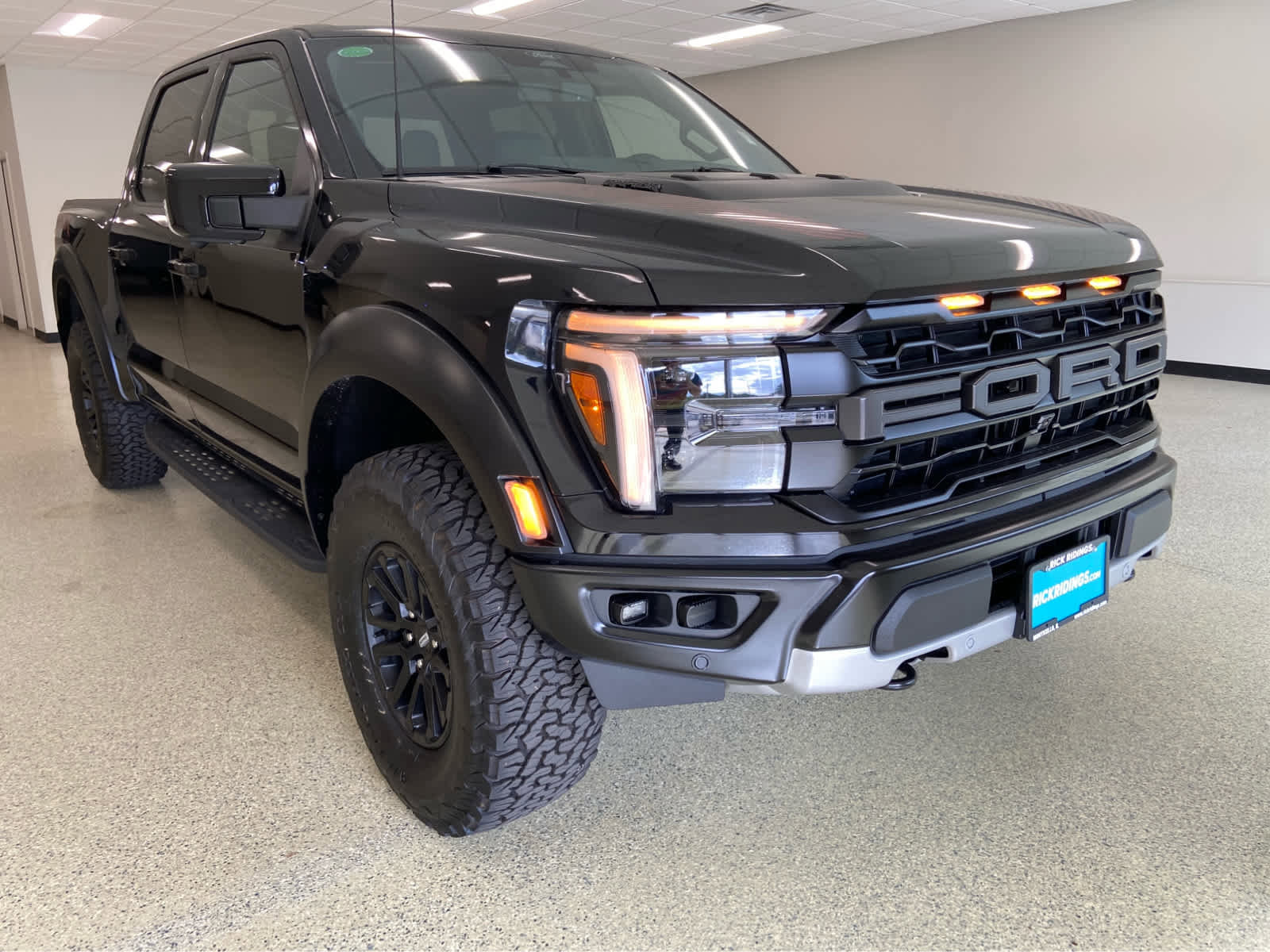 New 2025 Ford F150 Raptor image 3