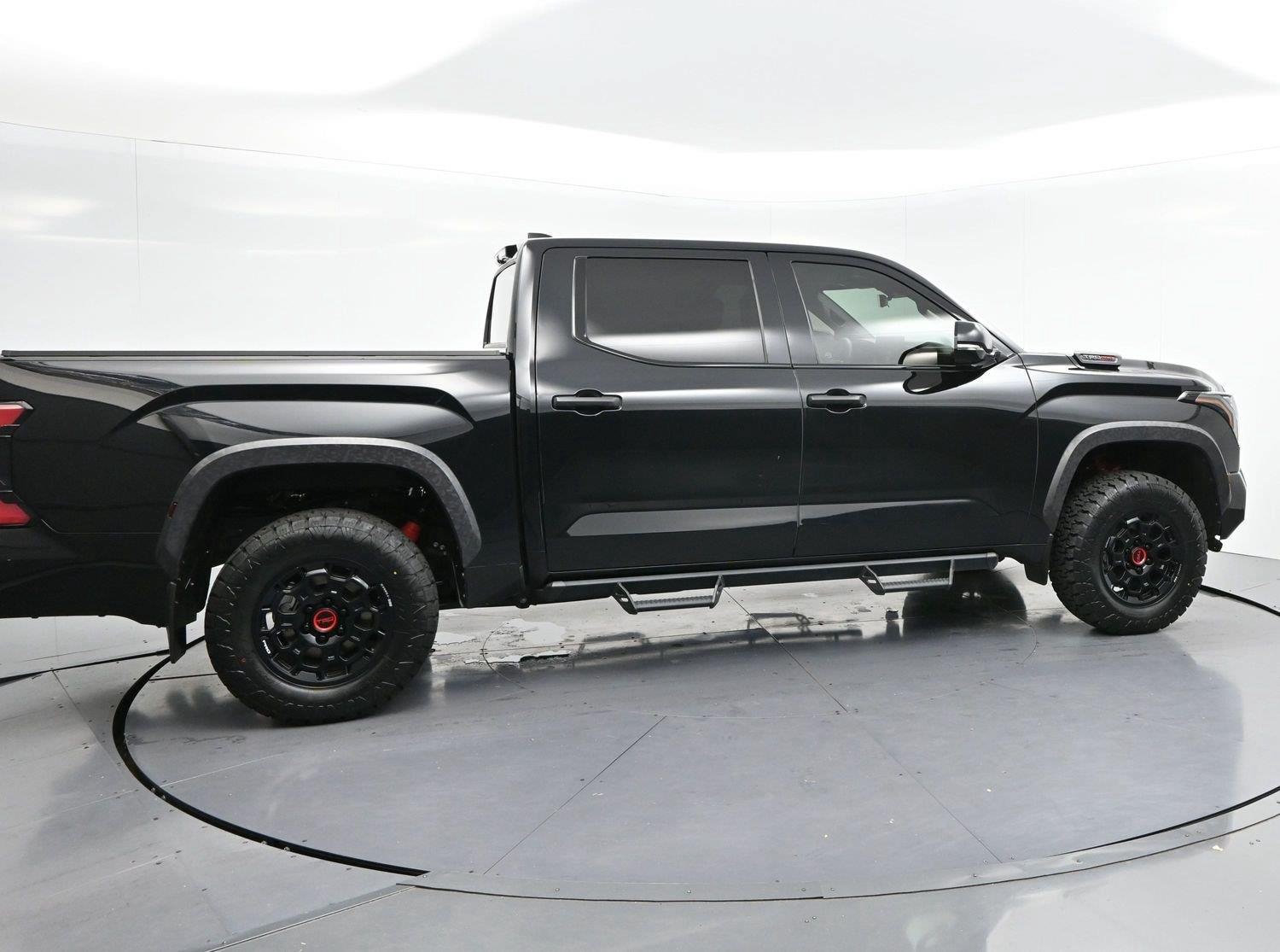 Used 2025 Toyota Tundra TRD Pro AWD/4WD image 8