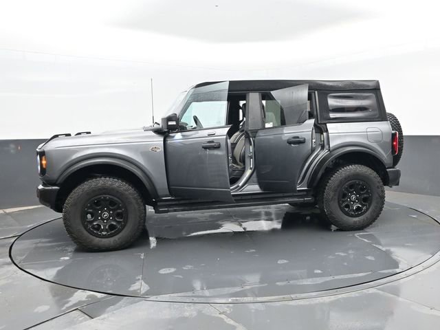 Used 2023 Ford Bronco Wildtrak image 30