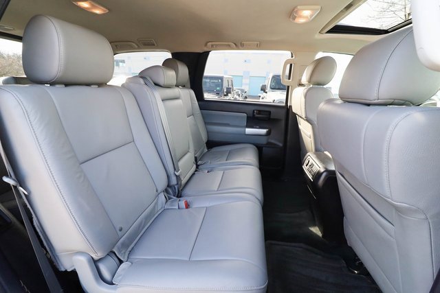 Used 2018 Toyota Sequoia SR5 image 43