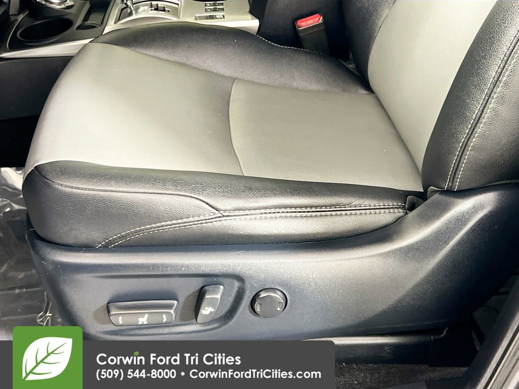 Used 2020 Toyota 4Runner 4WD image 23