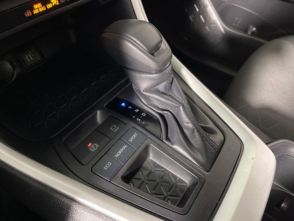 Certified 2024 Toyota RAV4 XLE image 22