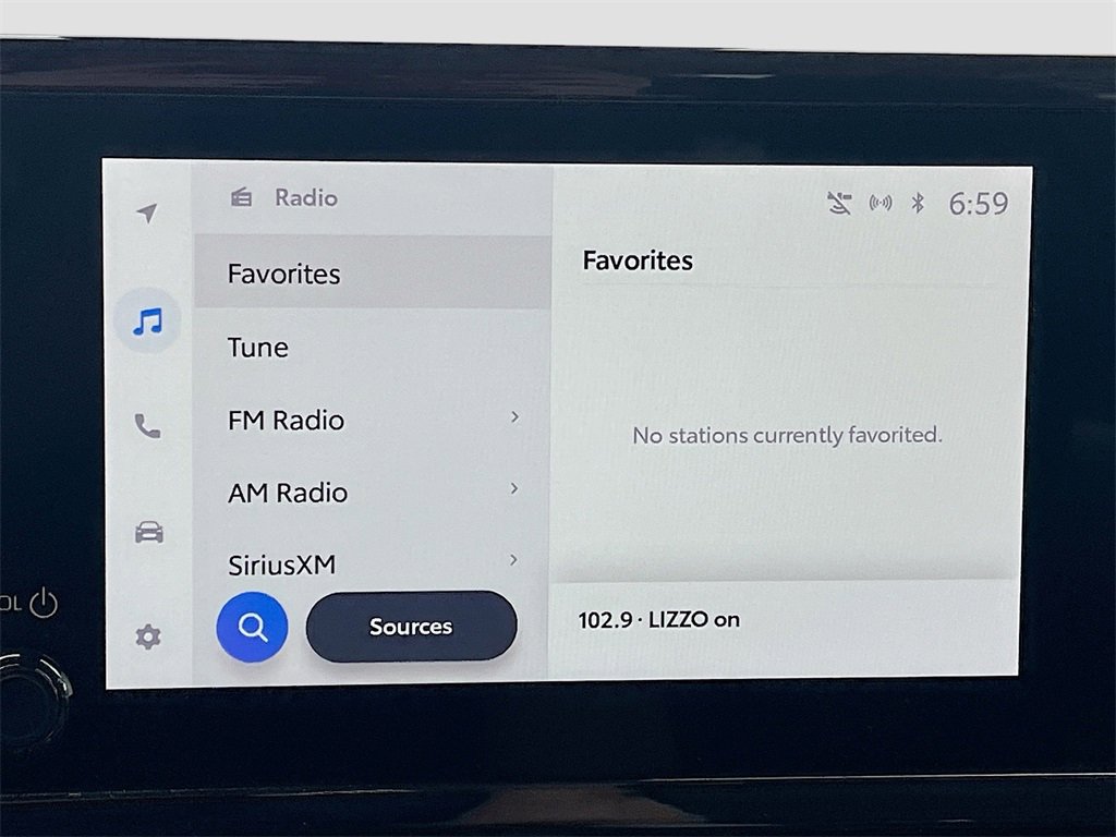 Used 2025 Toyota Corolla LE image 15