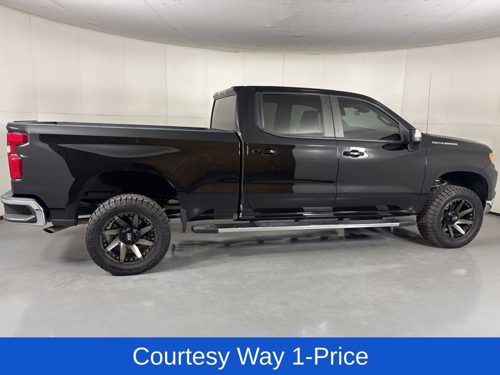 Used 2024 Chevrolet Silverado 1500 LT w/ Protection Package RWD image 12
