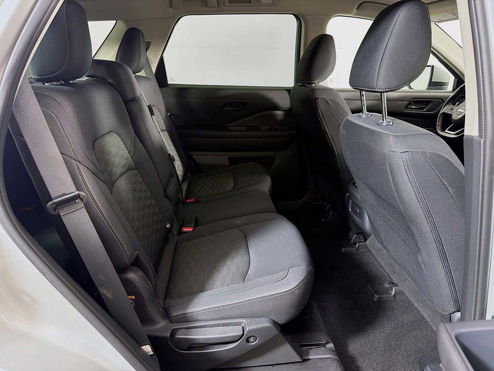 Certified 2024 Nissan Pathfinder SV AWD/4WD image 24