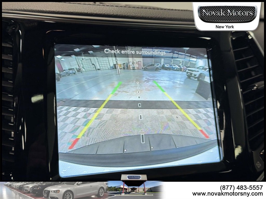 Used 2022 Jeep Cherokee Limited image 22