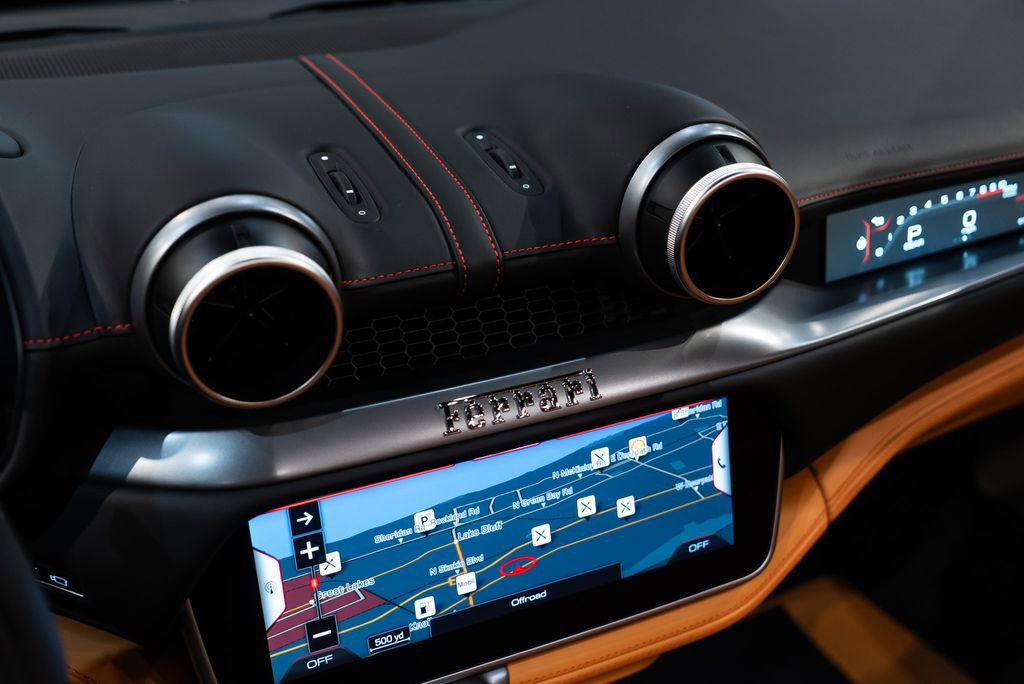 Certified 2023 Ferrari Portofino M image 33