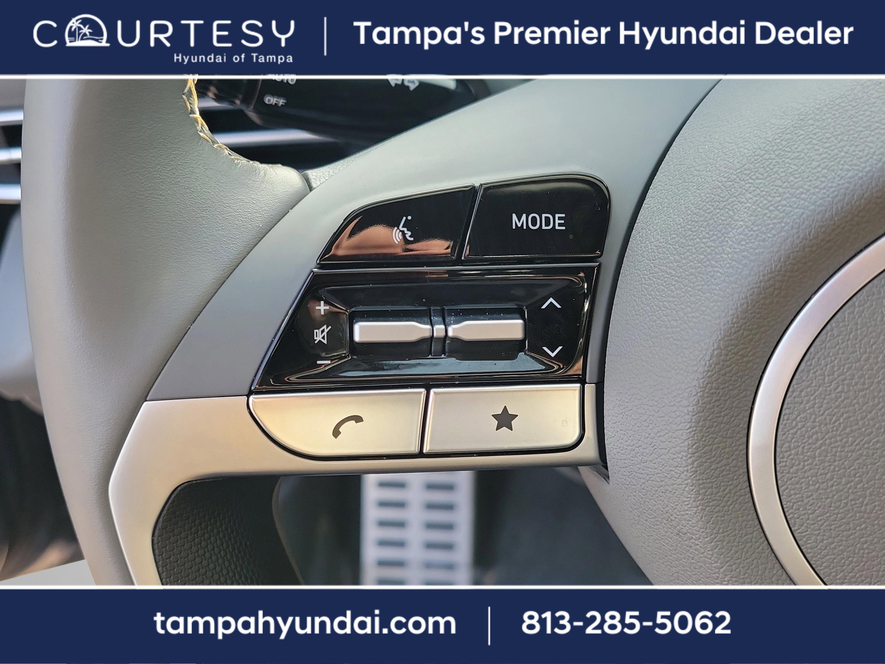 Certified 2025 Hyundai Elantra Sport image 24