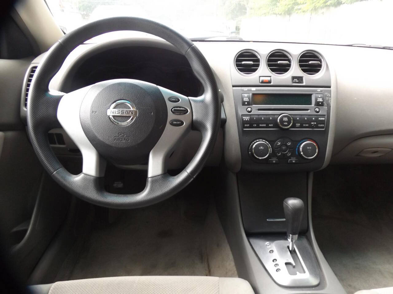 Used 2008 Nissan Altima 2.5 S w/ Emergency Aid Pkg FWD image 13