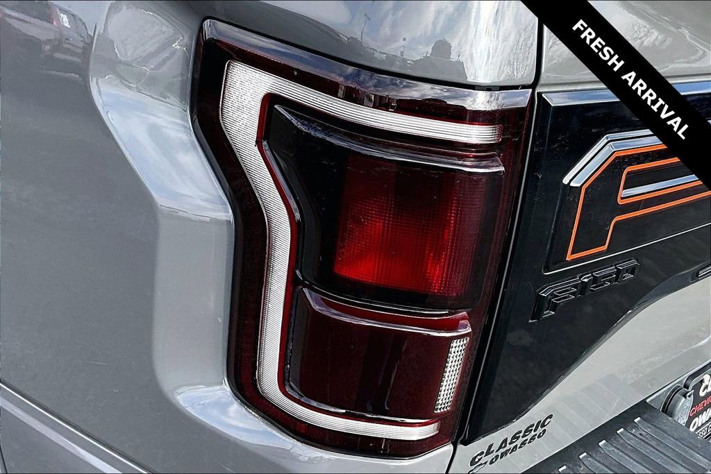 Used 2018 Ford F150 Raptor w/ Equipment Group 802A Luxury image 22