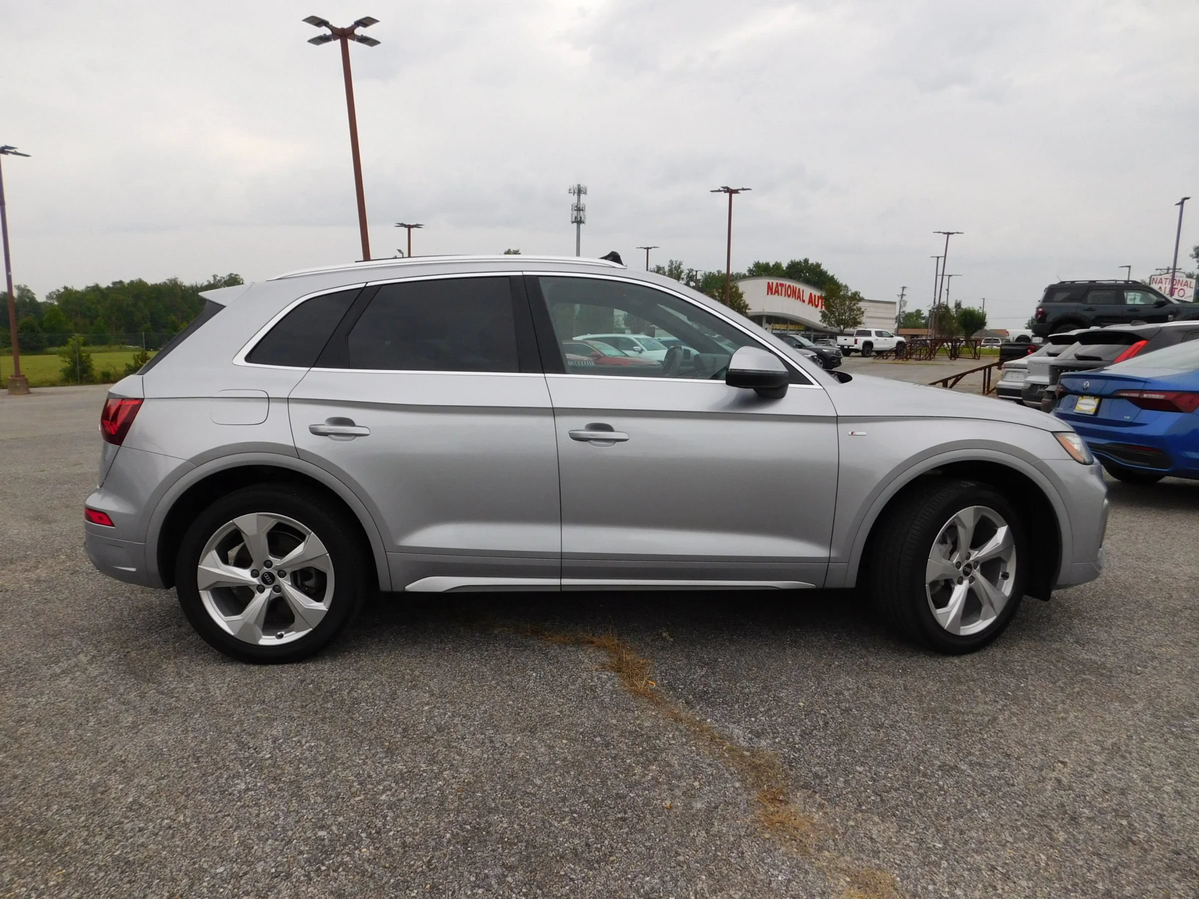 Used 2022 Audi Q5 2.0T Premium Plus AWD/4WD image 5