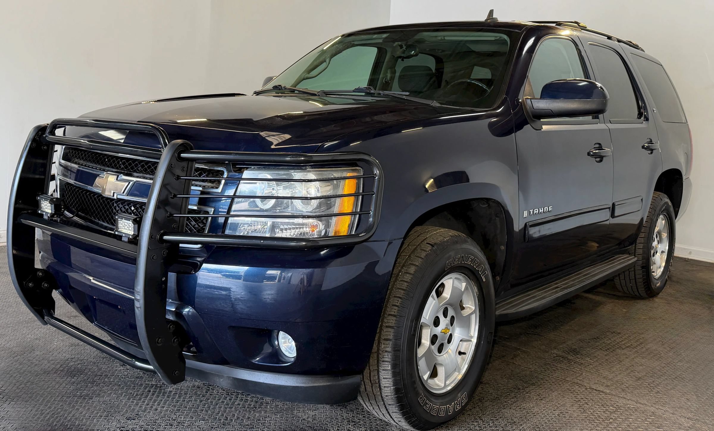 Used 2009 Chevrolet Tahoe LT AWD/4WD image 4