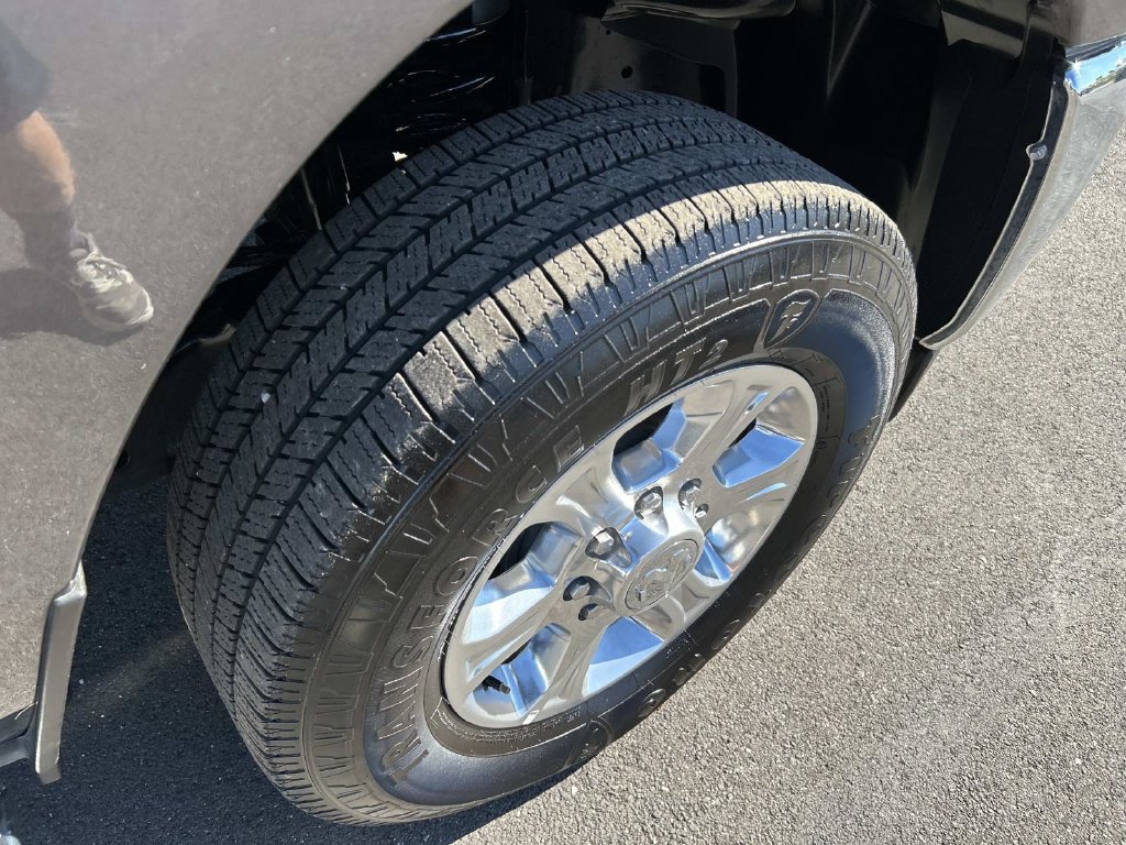 Used 2025 RAM 2500 Big Horn AWD/4WD image 29