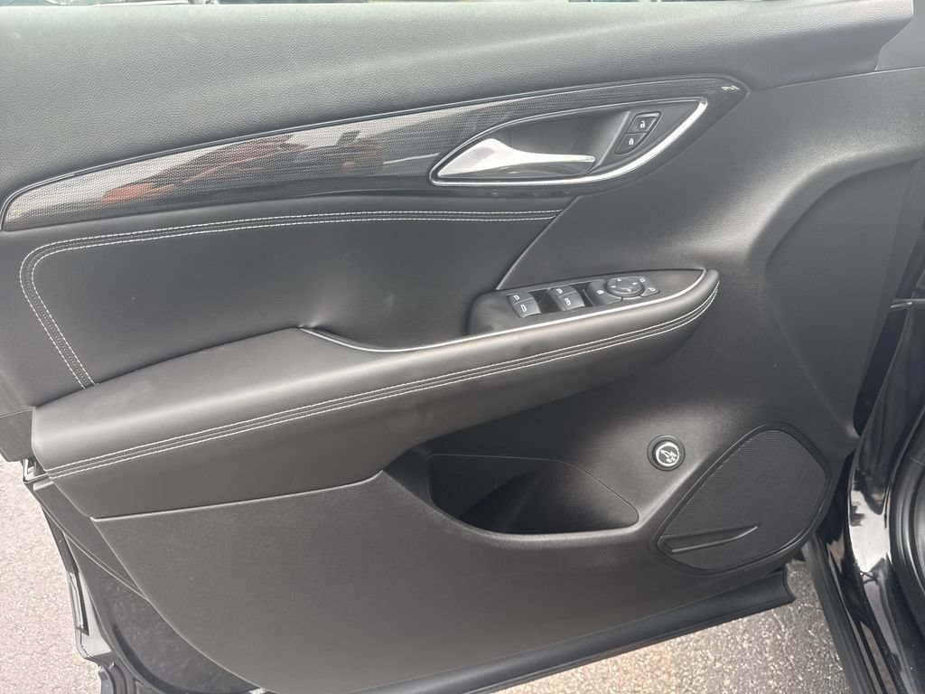 Certified 2023 Buick Envision Preferred AWD/4WD image 13