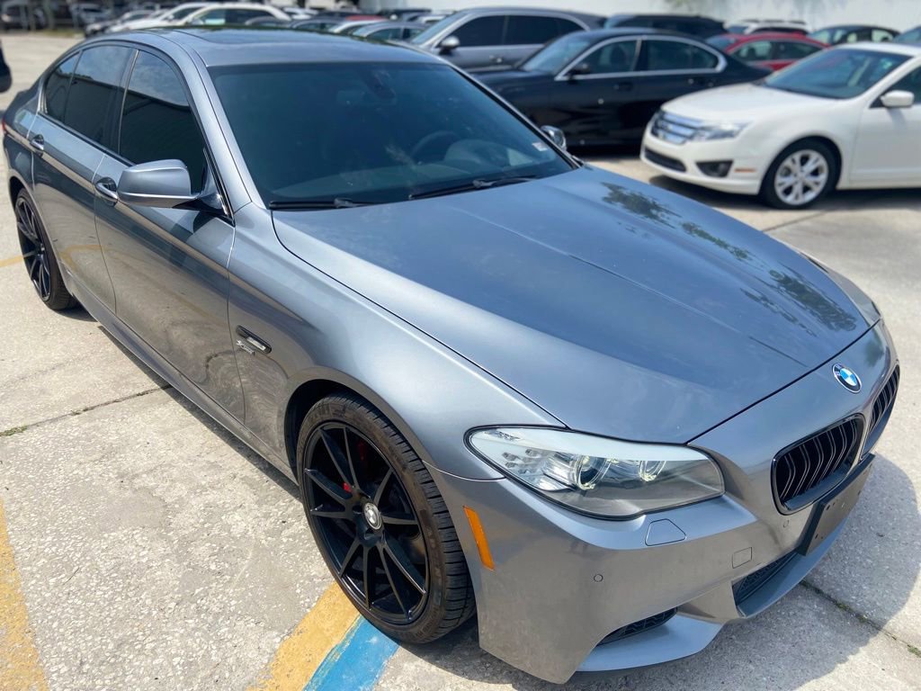 Used 2011 BMW 550i xDrive Sedan AWD/4WD image 7