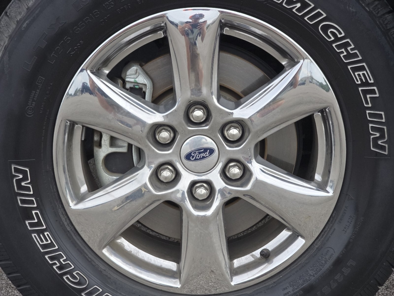 Used 2019 Ford F150 XLT w/ Equipment Group 302A Luxury AWD/4WD image 17