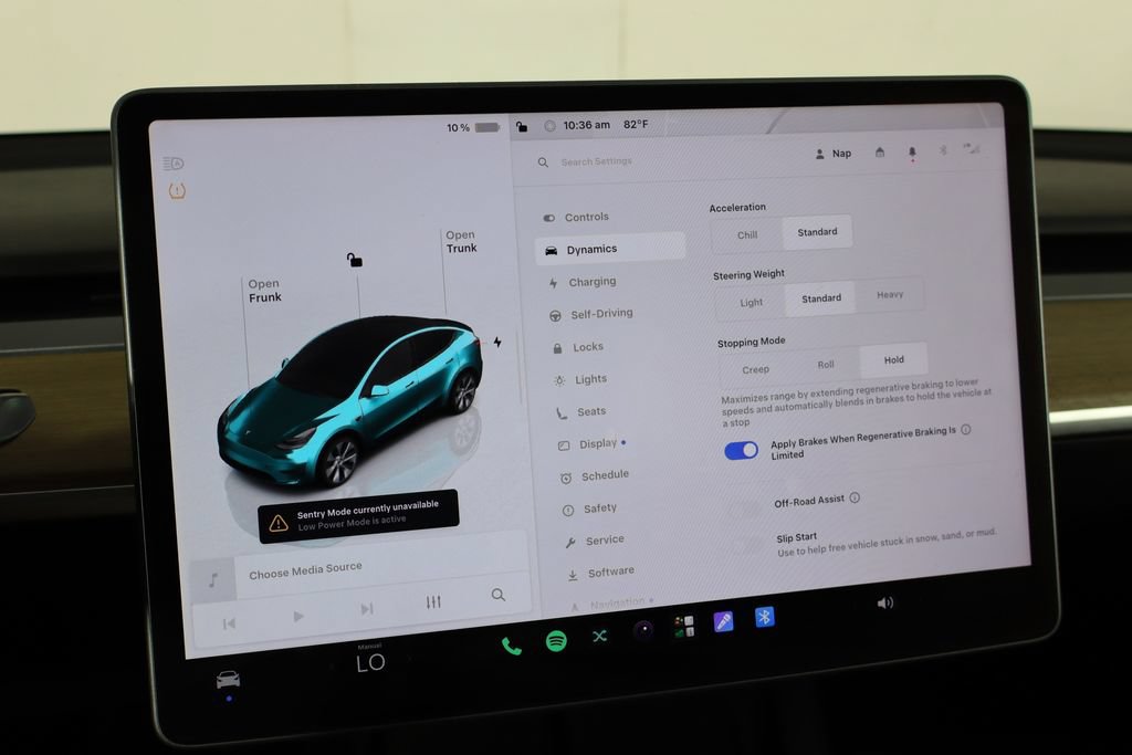 Used 2022 Tesla Model Y Long Range AWD/4WD image 28
