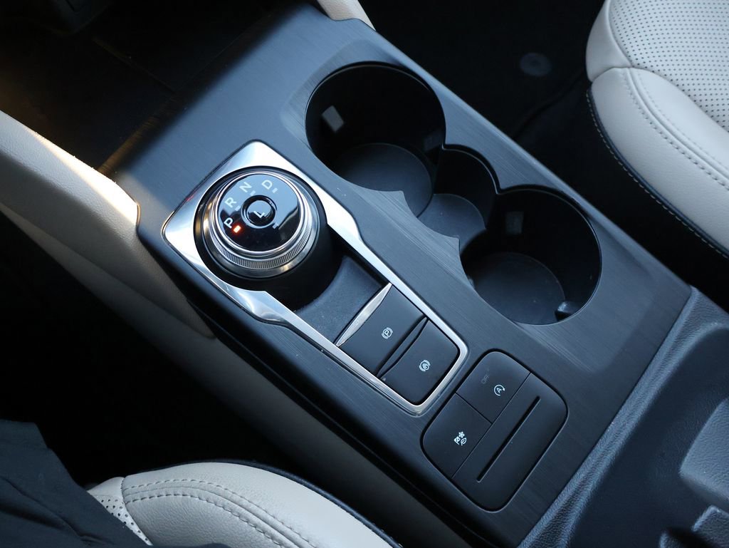 Used 2021 Ford Escape SEL image 31