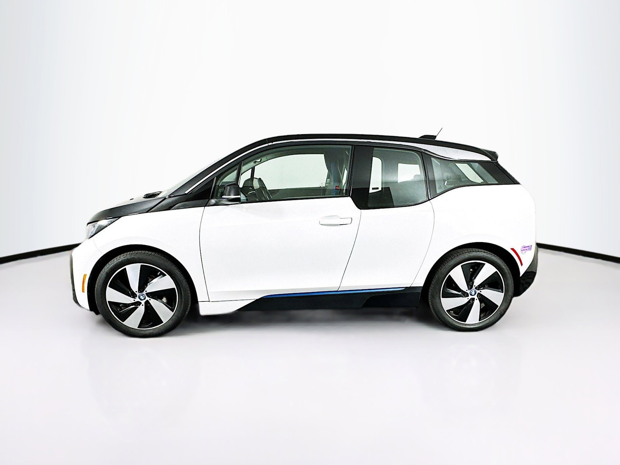 Used 2019 BMW i3 image 4