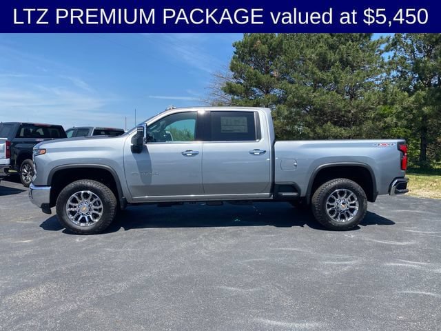 New 2026 Chevrolet Silverado 2500 LTZ w/ LTZ Premium Package AWD/4WD image 3