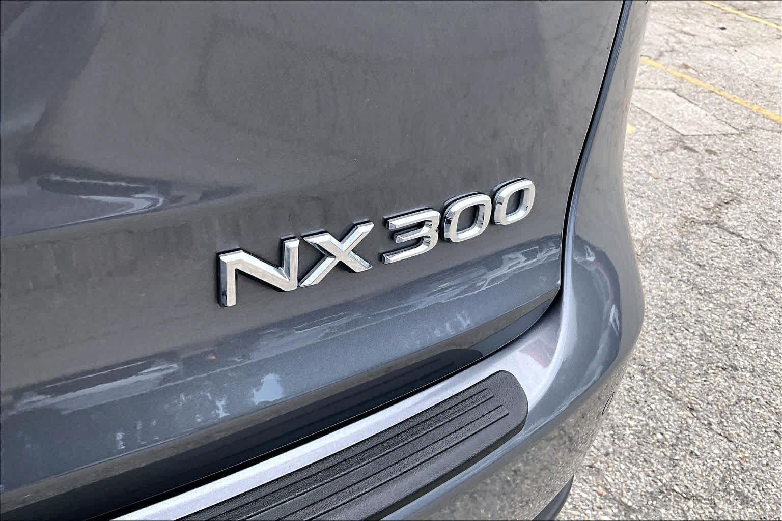 Used 2019 Lexus NX 300 F Sport w/ F Sport Premium Package FWD image 10