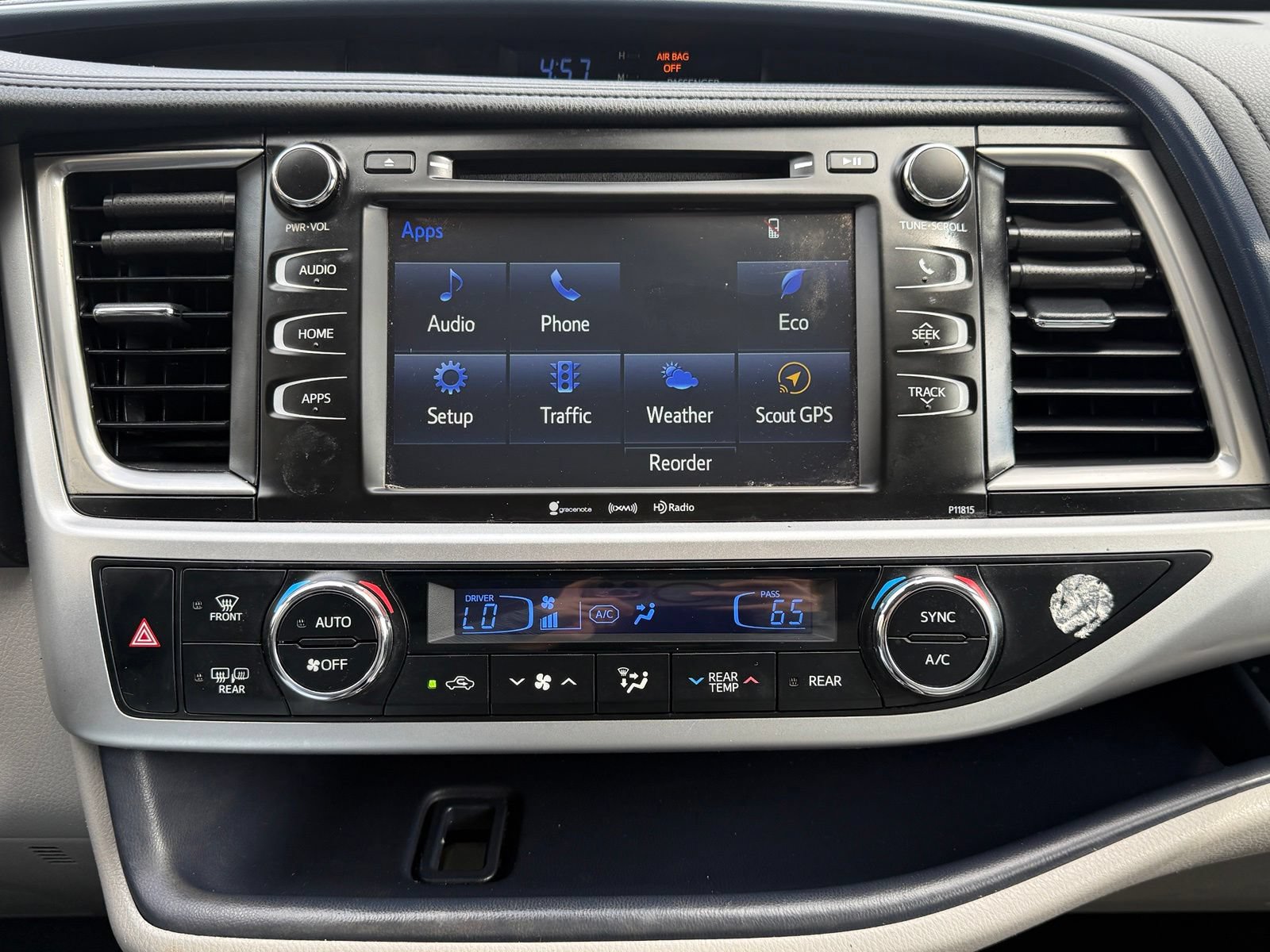 Used 2019 Toyota Highlander Plus w/ Protection Package #3 AWD/4WD image 28