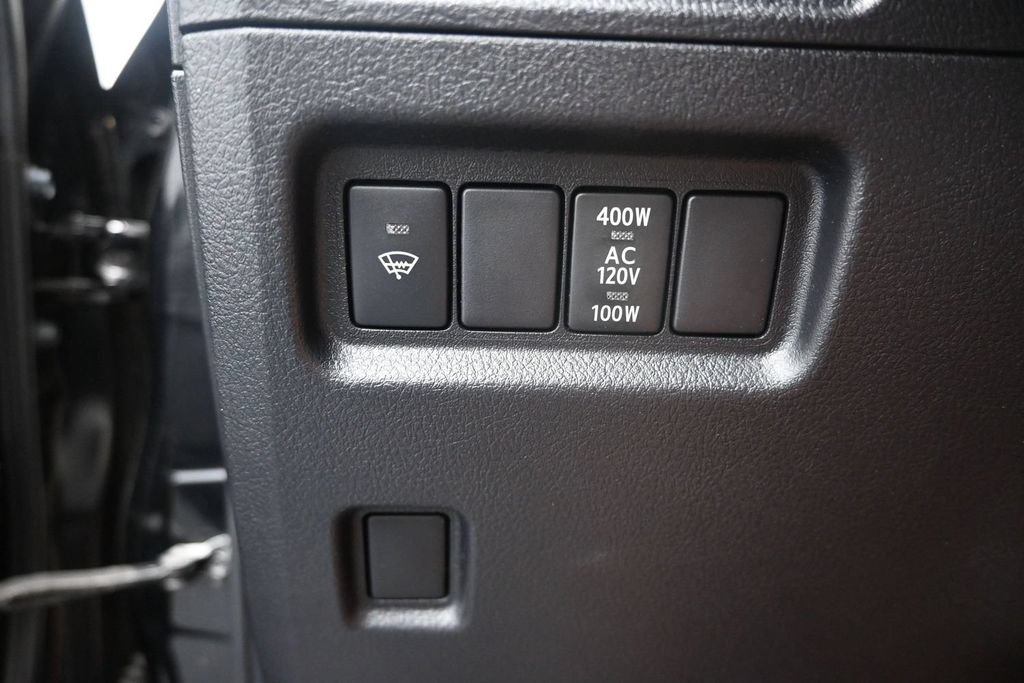 Used 2016 Toyota 4Runner SR5 AWD/4WD image 34