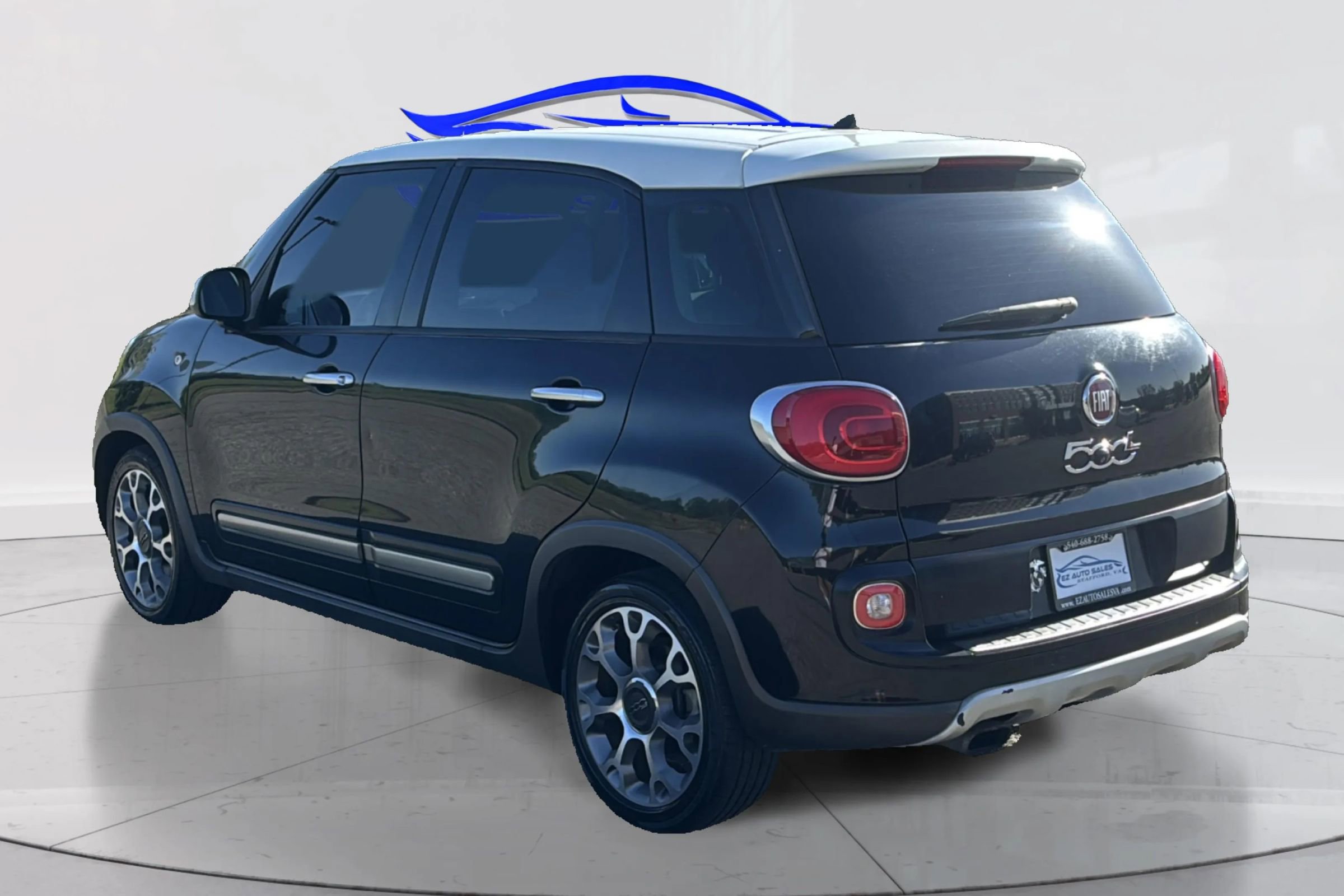 Used 2014 FIAT 500L Trekking w/ Popular Equipment Group image 7