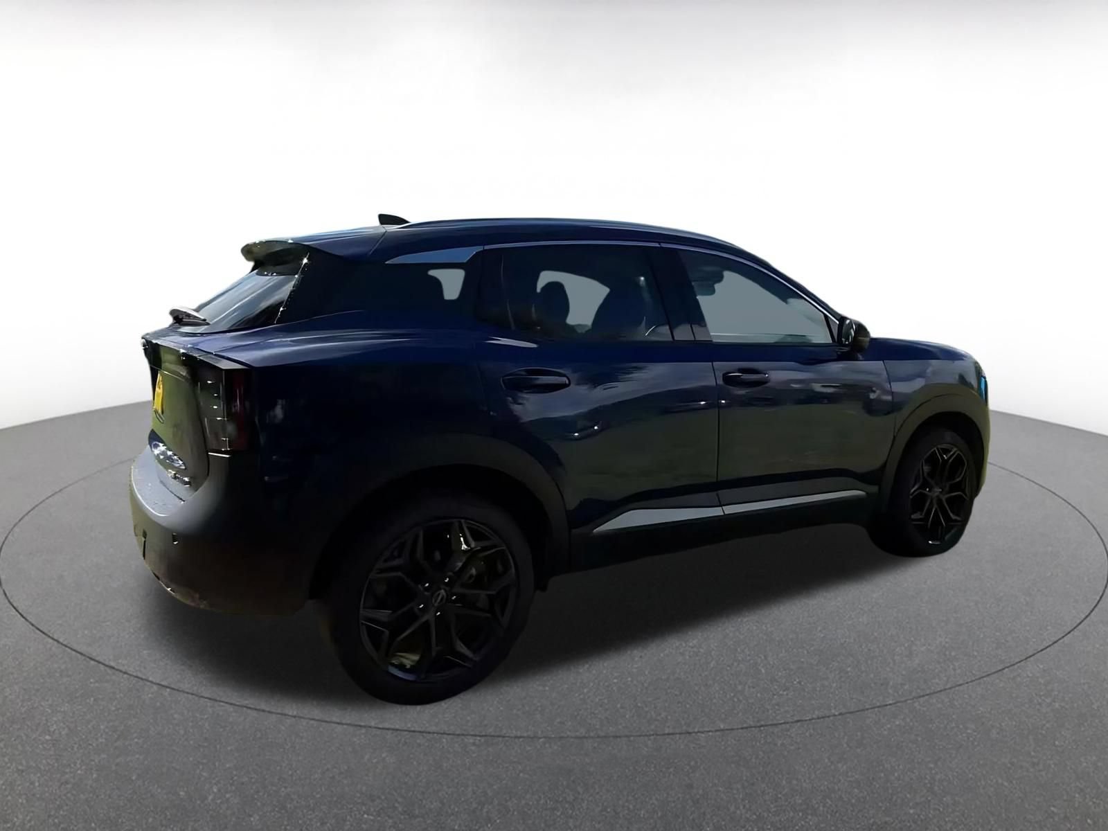 Used 2026 Nissan Kicks SR AWD/4WD image 14